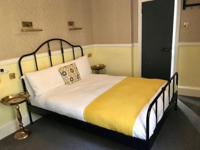 Lunan House Арброт Екстериор снимка